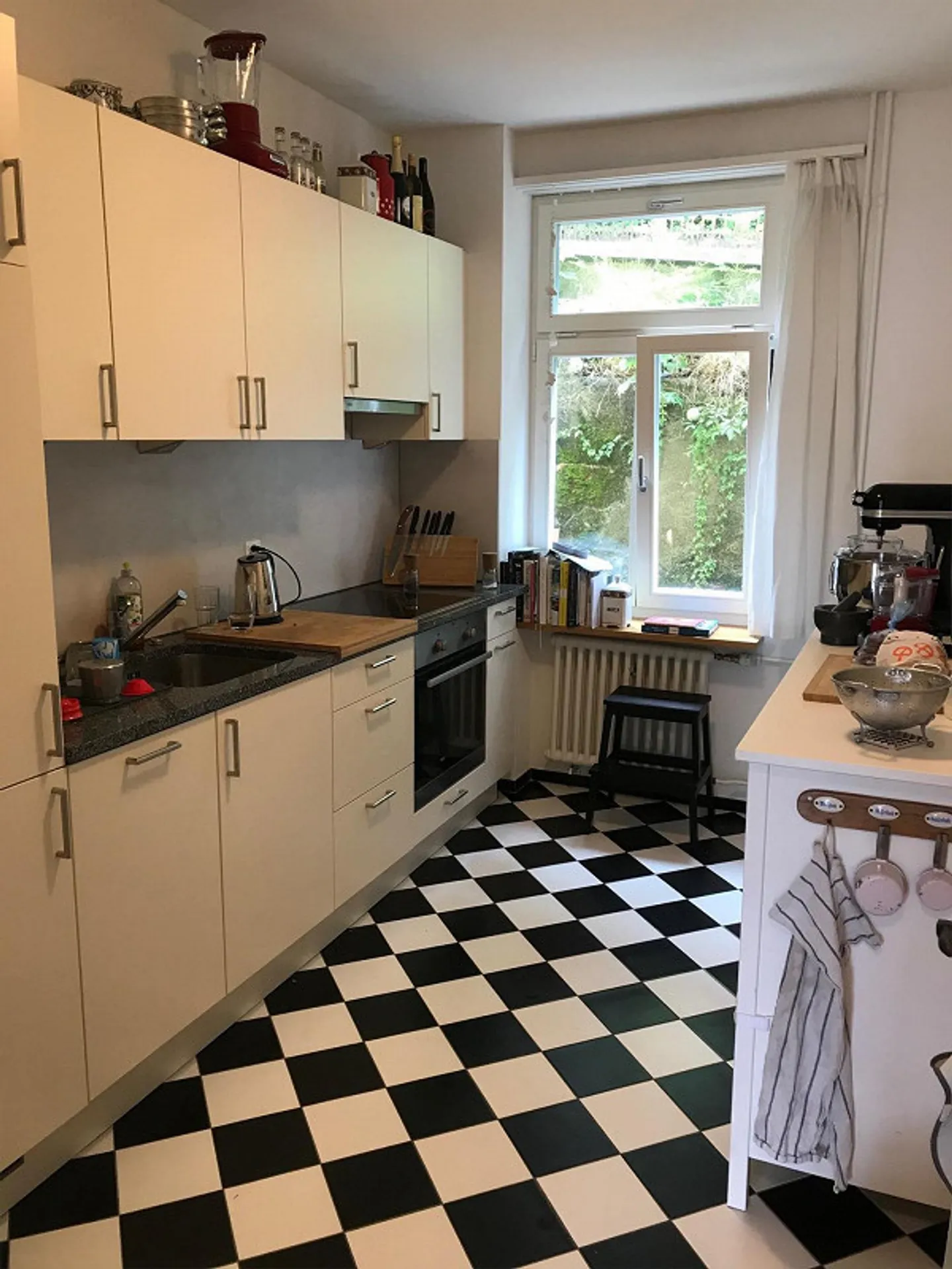 Renoviertes Apartment mit atemberaubendem Blick - Foto 3 von 12