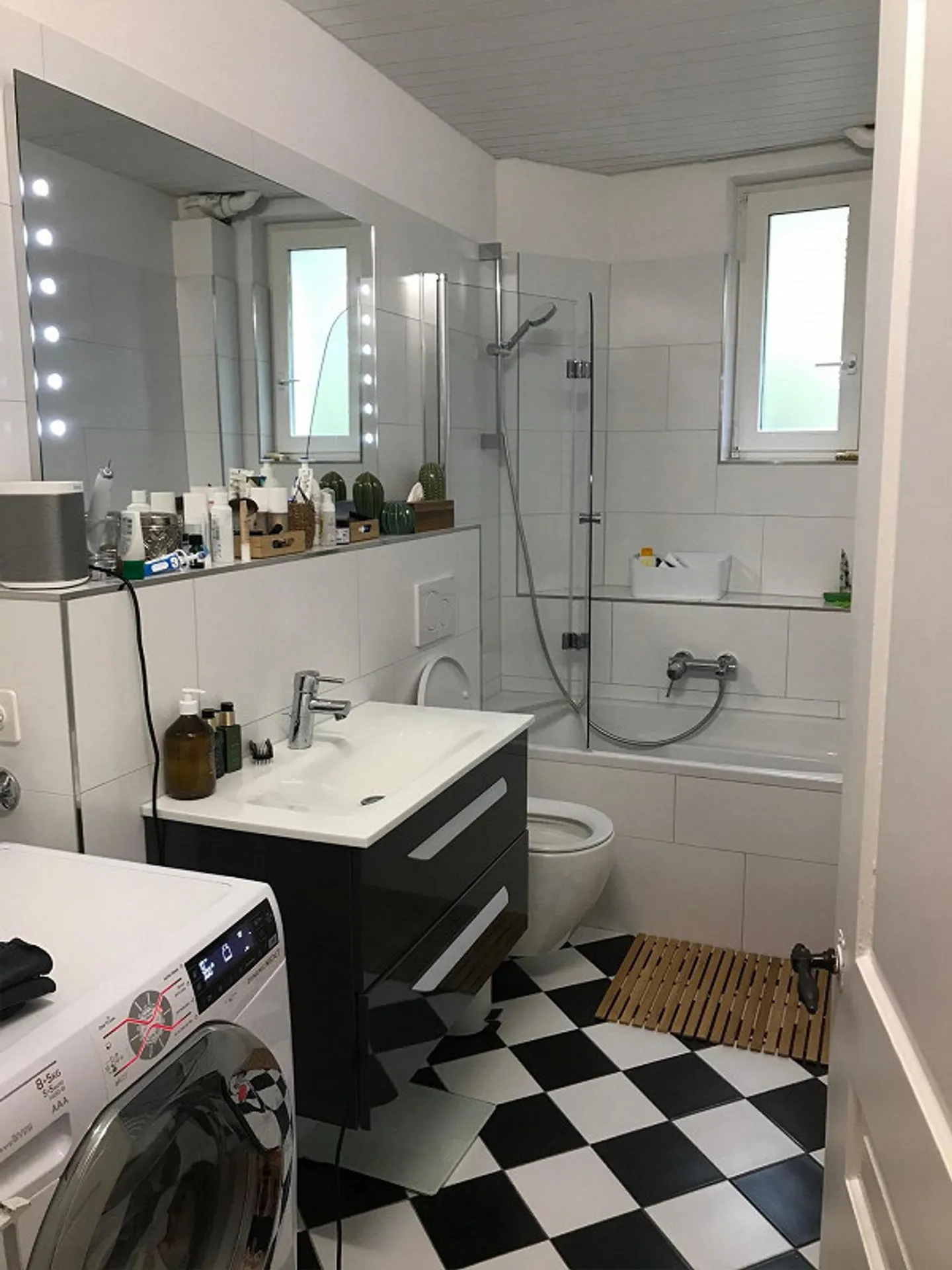 Renoviertes Apartment mit atemberaubendem Blick - Foto 7 von 12