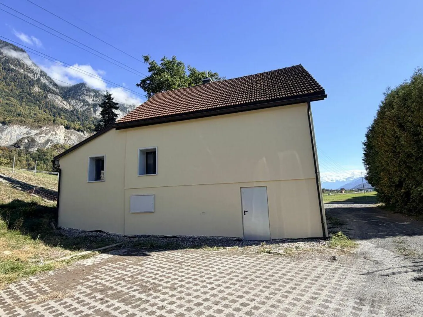 Casa unifamiliare ristrutturata - Foto 2 di 19