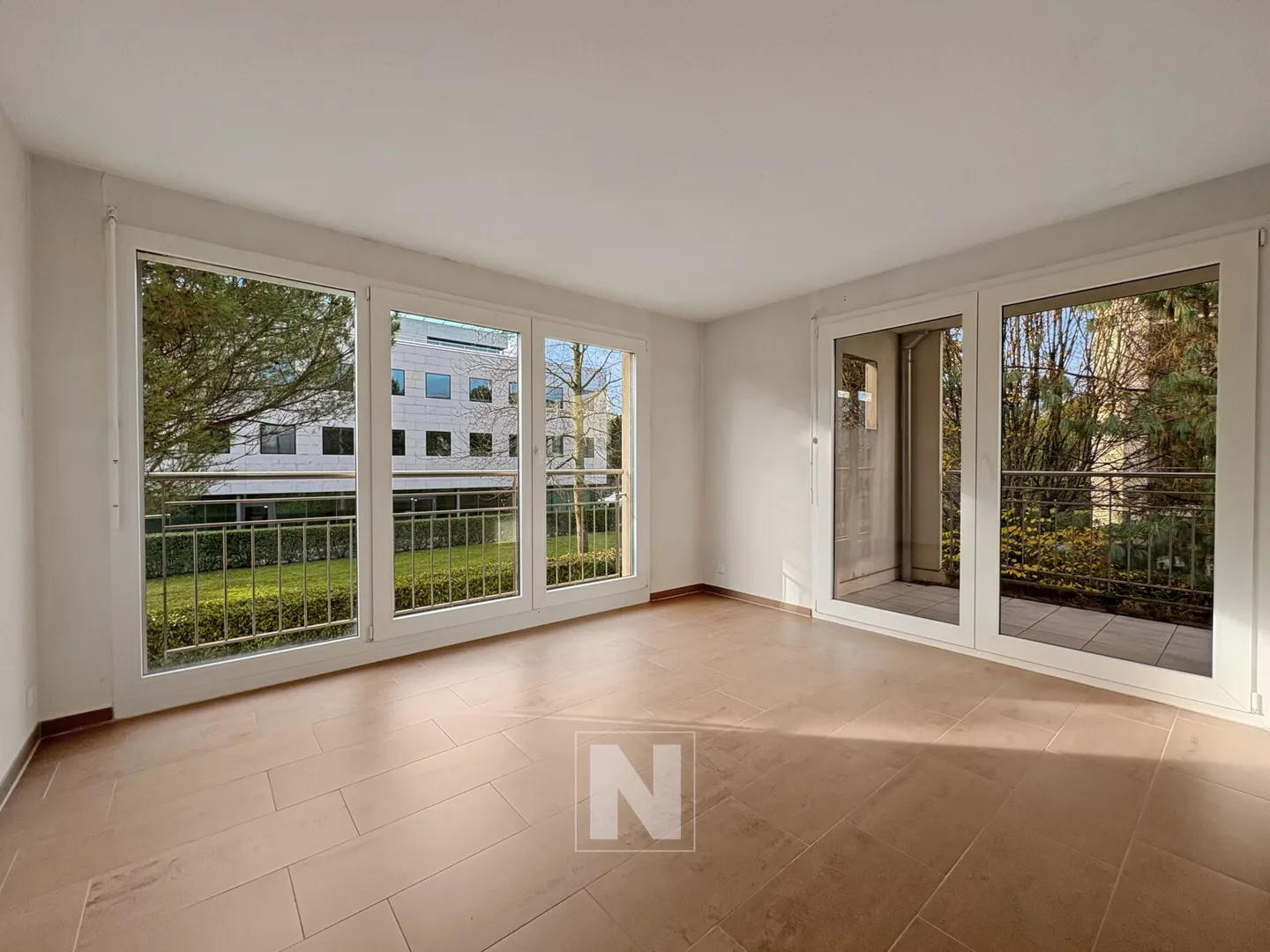 Bel appartement spacieux et lumineux avec balcons! - Foto 5 di 13