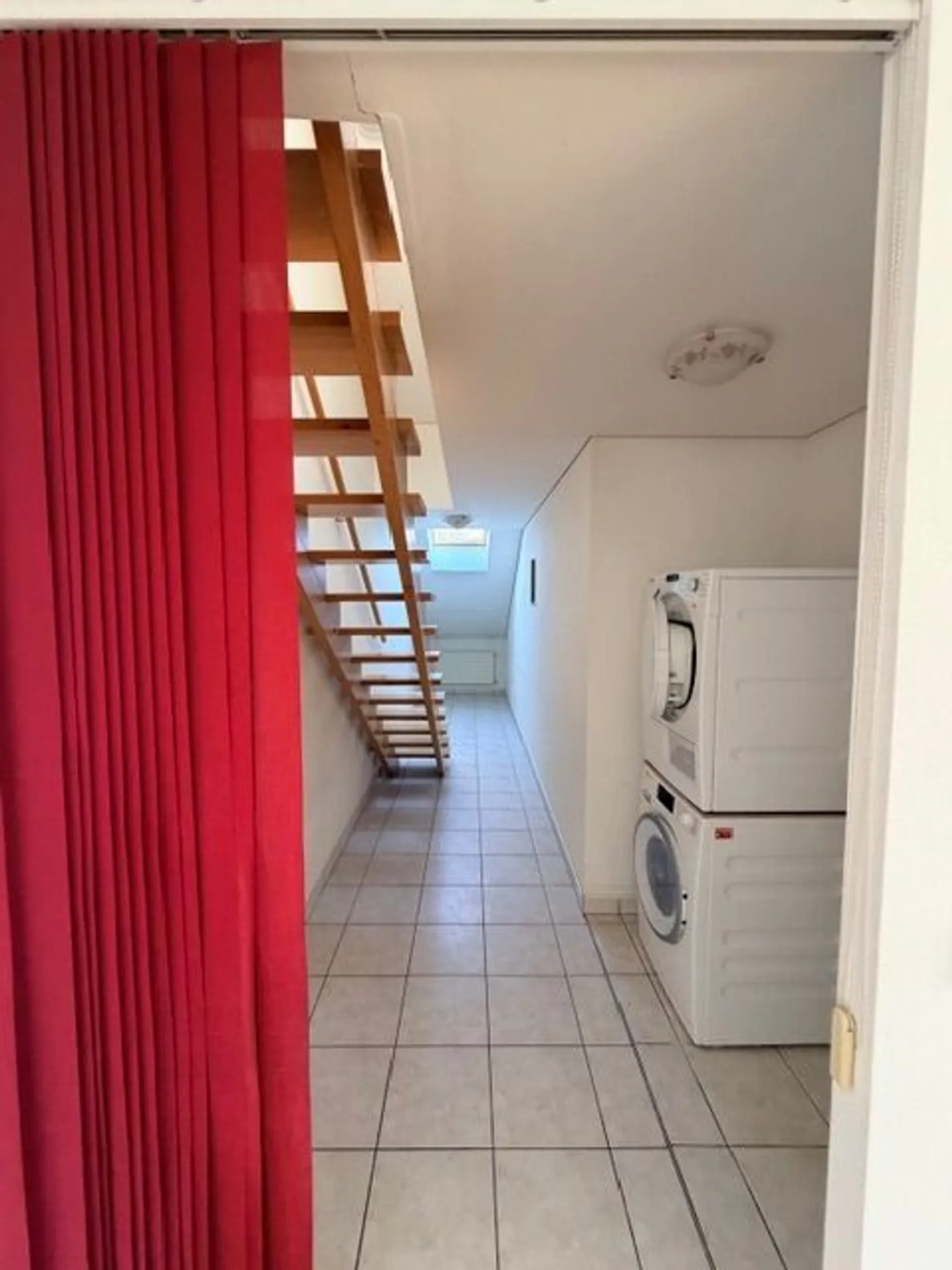 4.5 Room House - Photo 10 of 10