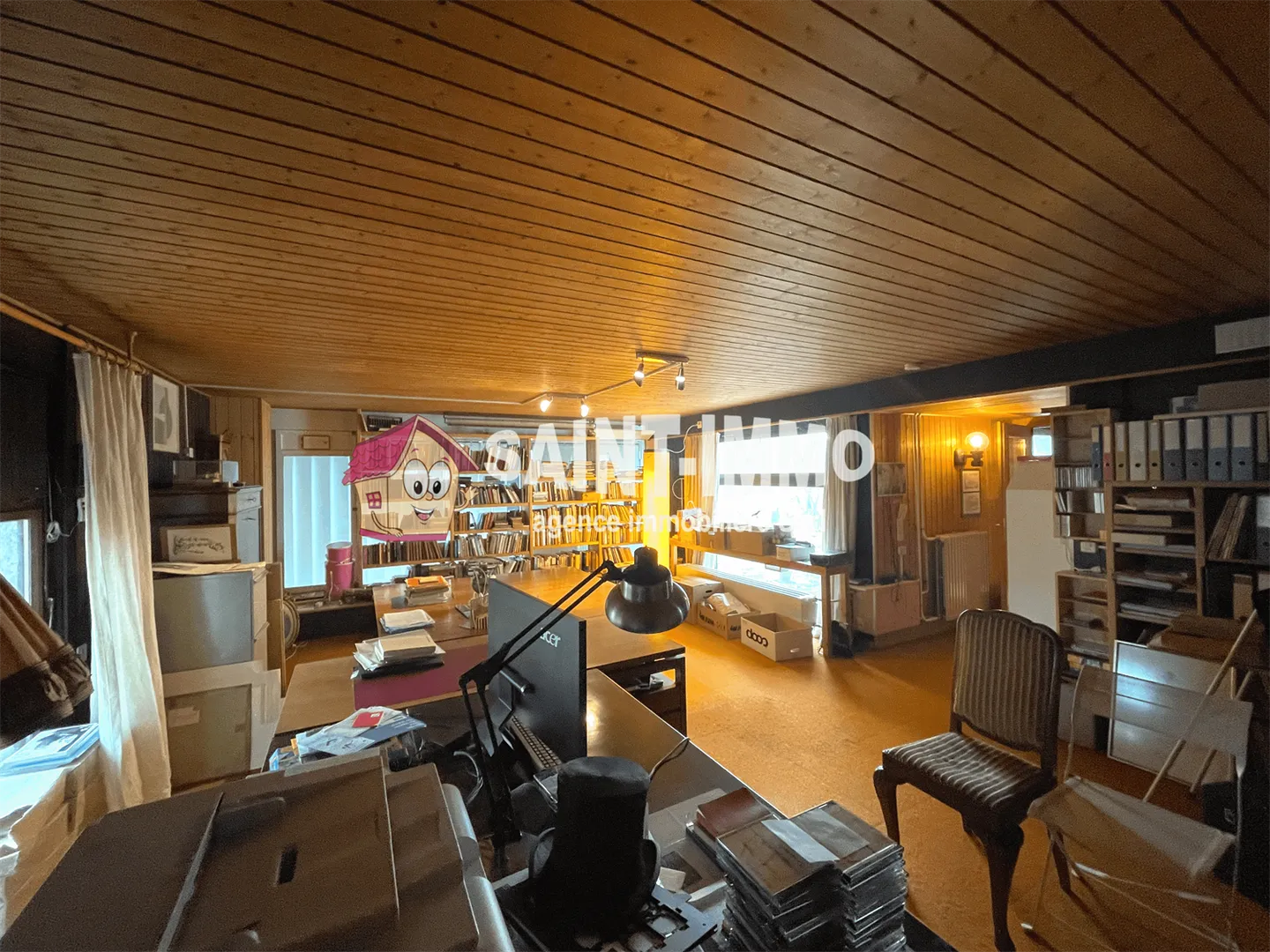 House with 12 rooms - Photo 10 of 26