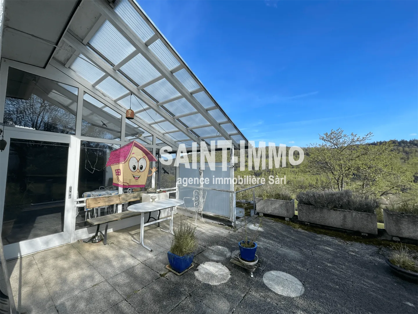 House with 12 rooms - Photo 24 of 26