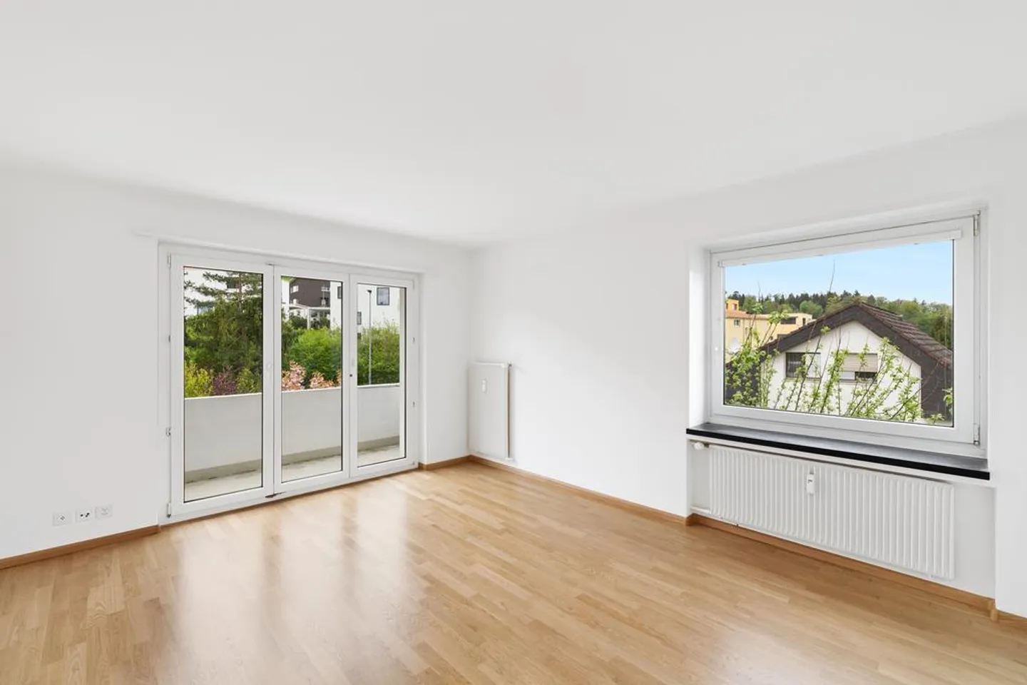 Helle 4-Zimmerwohnung mit Balkon! - Foto 2 von 9