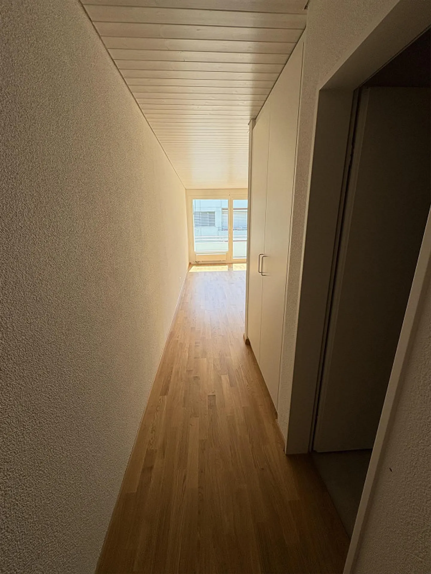 Ampio appartamento di 1½ stanze con balcone - Foto 2 di 5