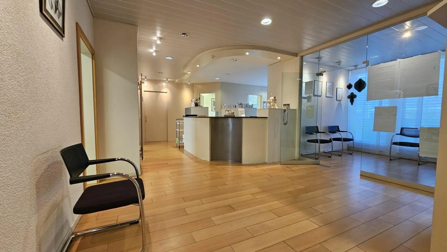 Service area in the heart of Kriens - Photo 1 of 10