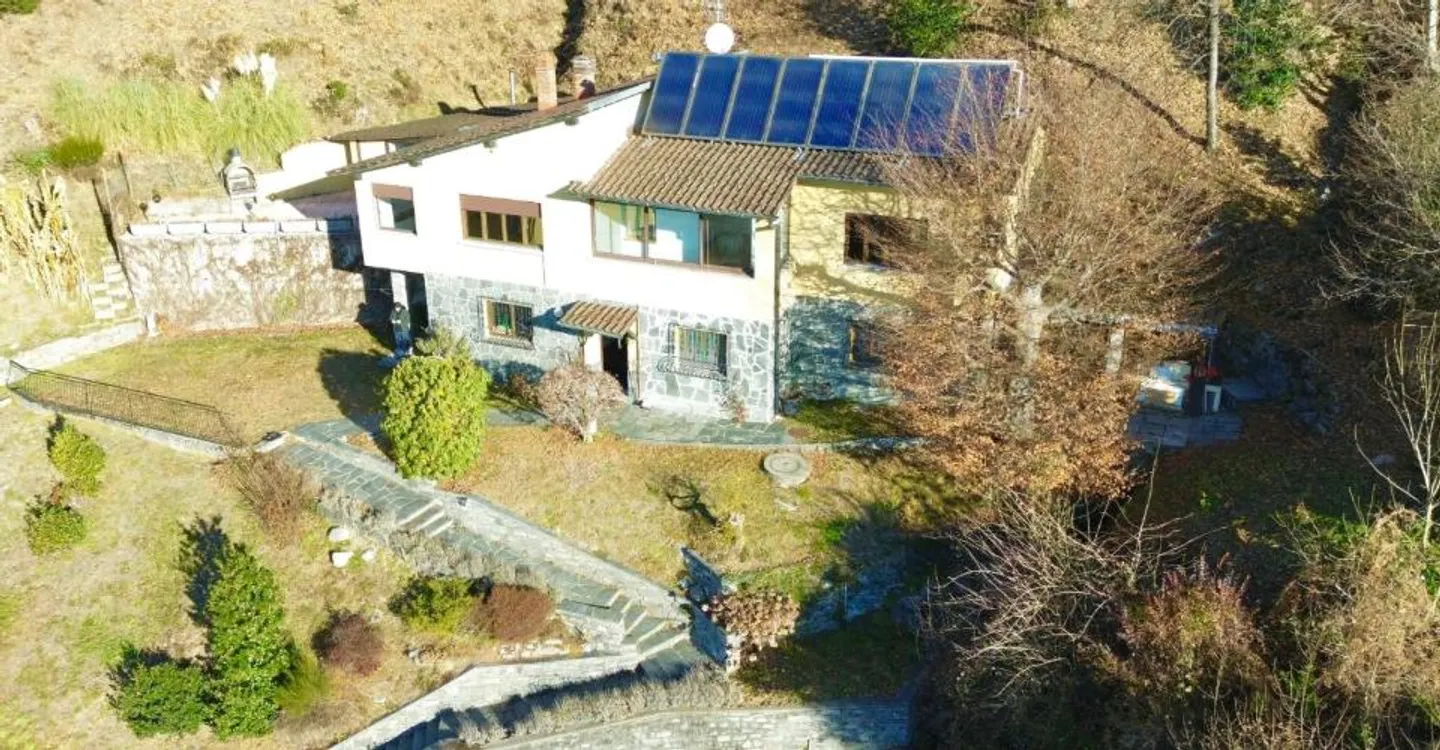 Charmantes Familienhaus in der Natur - Foto 1 von 6