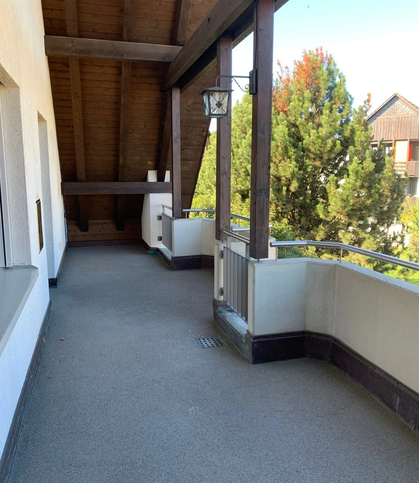 Lichtdurchflutete Dachwohnung mit Galerie - Wohnen über den Dächern von Brütten - Foto 10 von 16