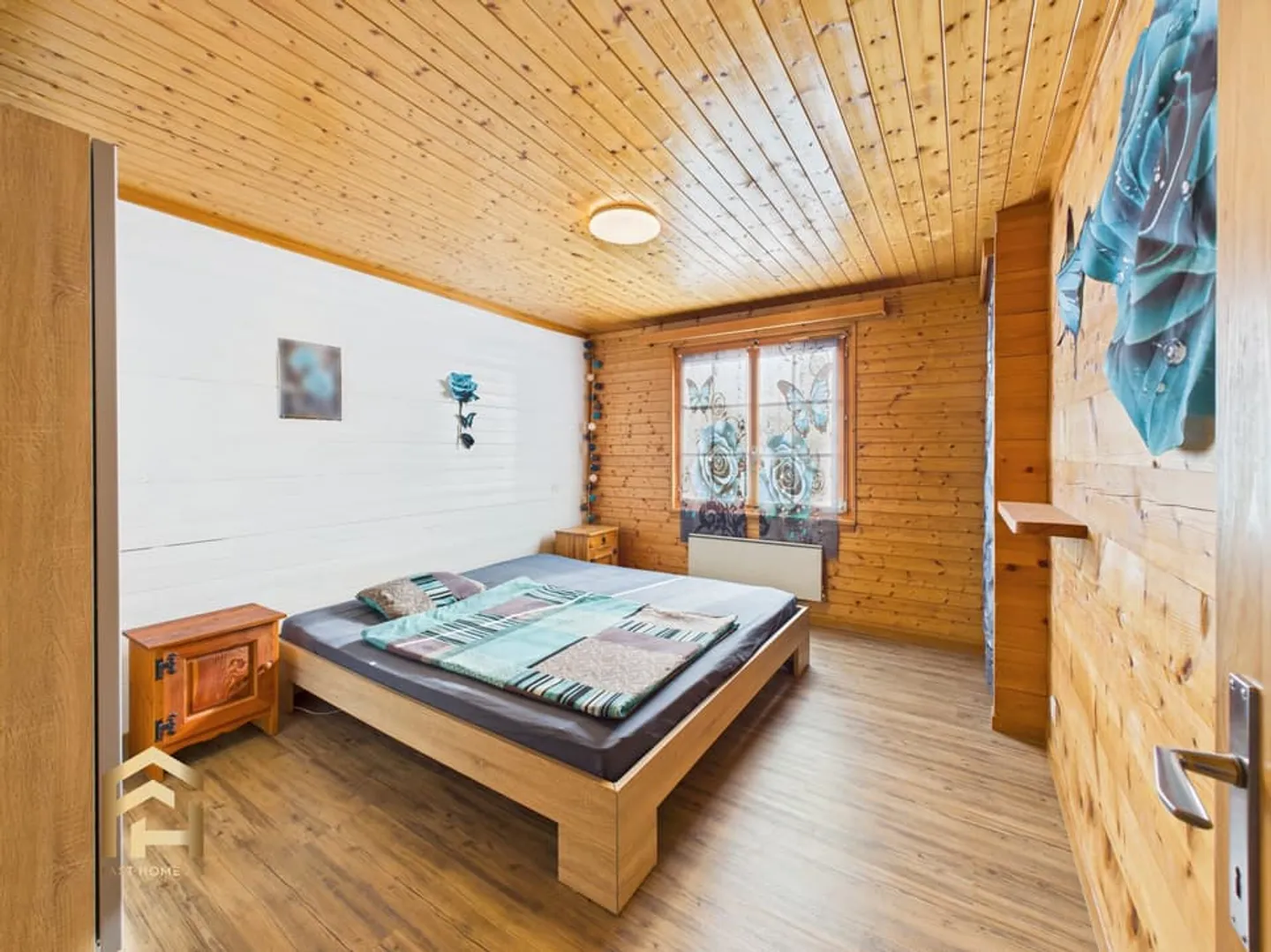 Sonniges Chalet mit Einliegerwohnung und Ausbaupotenzial - Foto 7 di 13