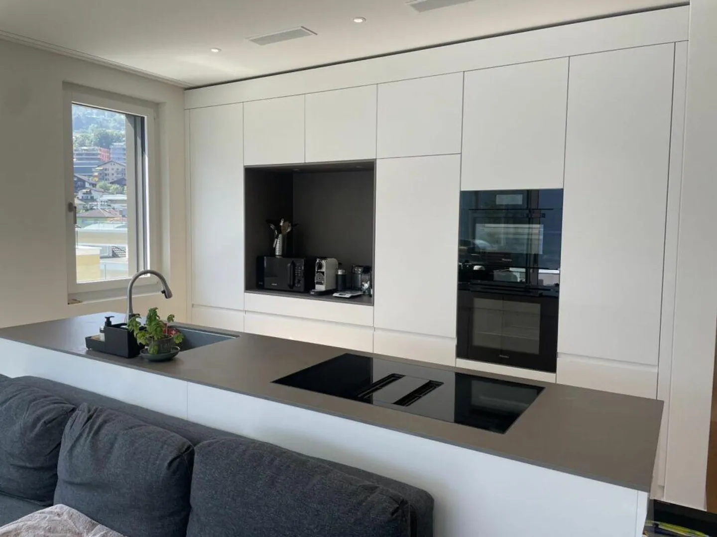 Exclusive penthouse apartment - sensational living experience - Photo 9 of 14