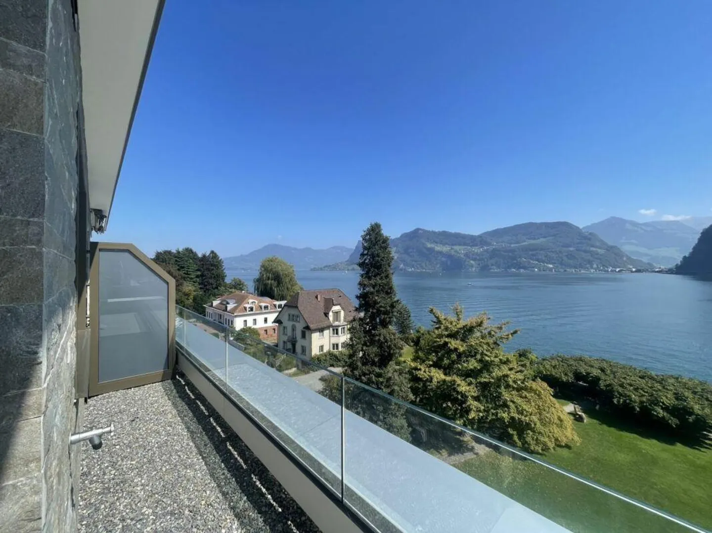 Exclusive penthouse apartment - sensational living experience - Photo 14 of 14