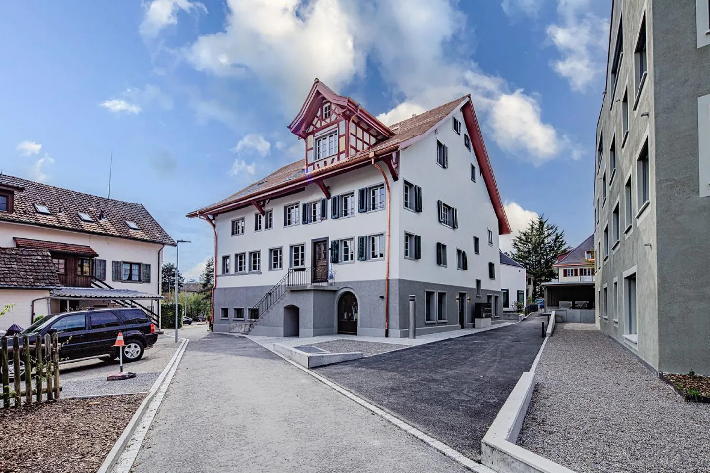 Like-new 2.5-room apartment in a historic building - Photo 8 of 9