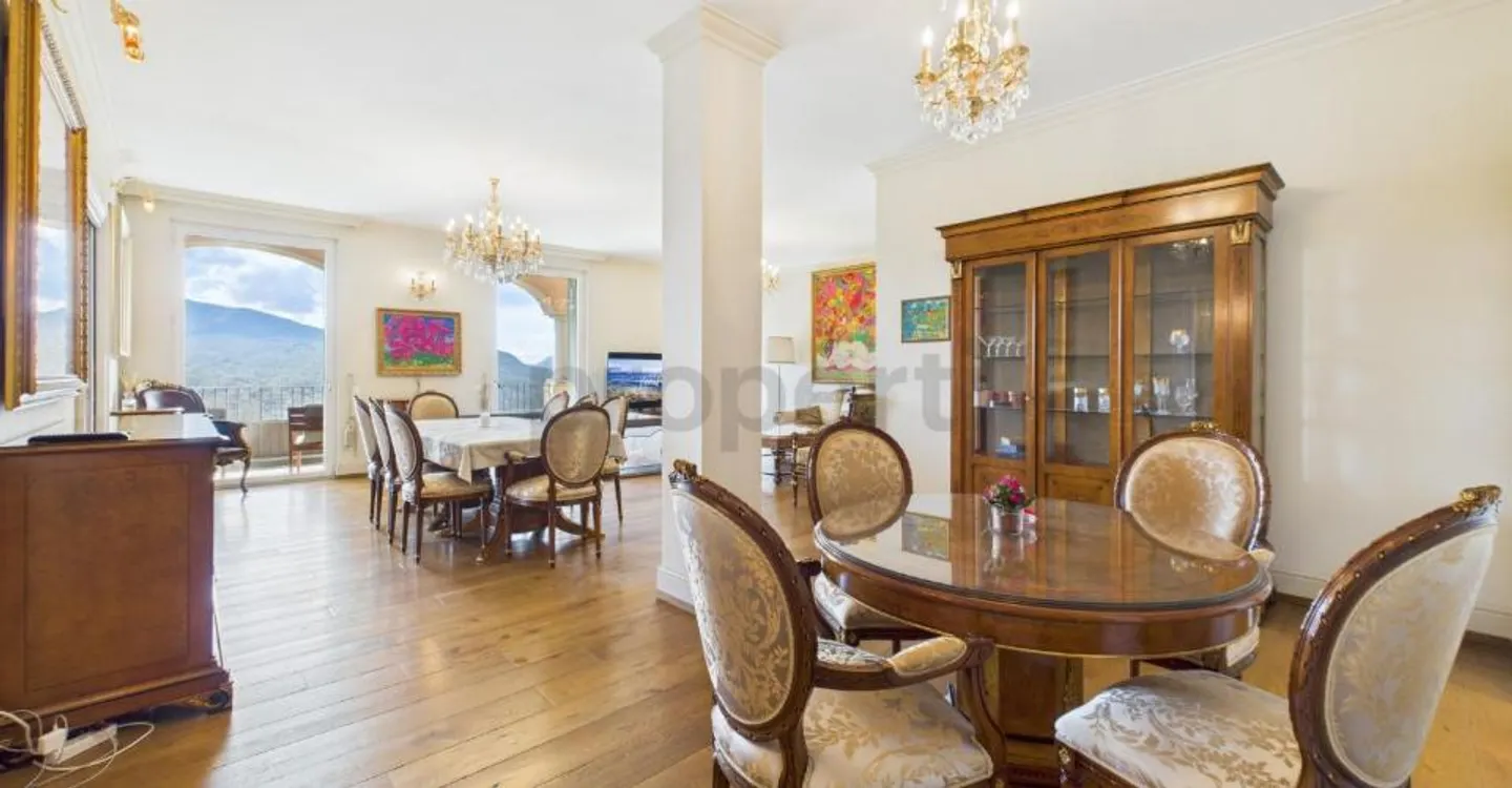 Luxury property with lake view and exclusive services in a 5-star resort - Photo 2 of 12