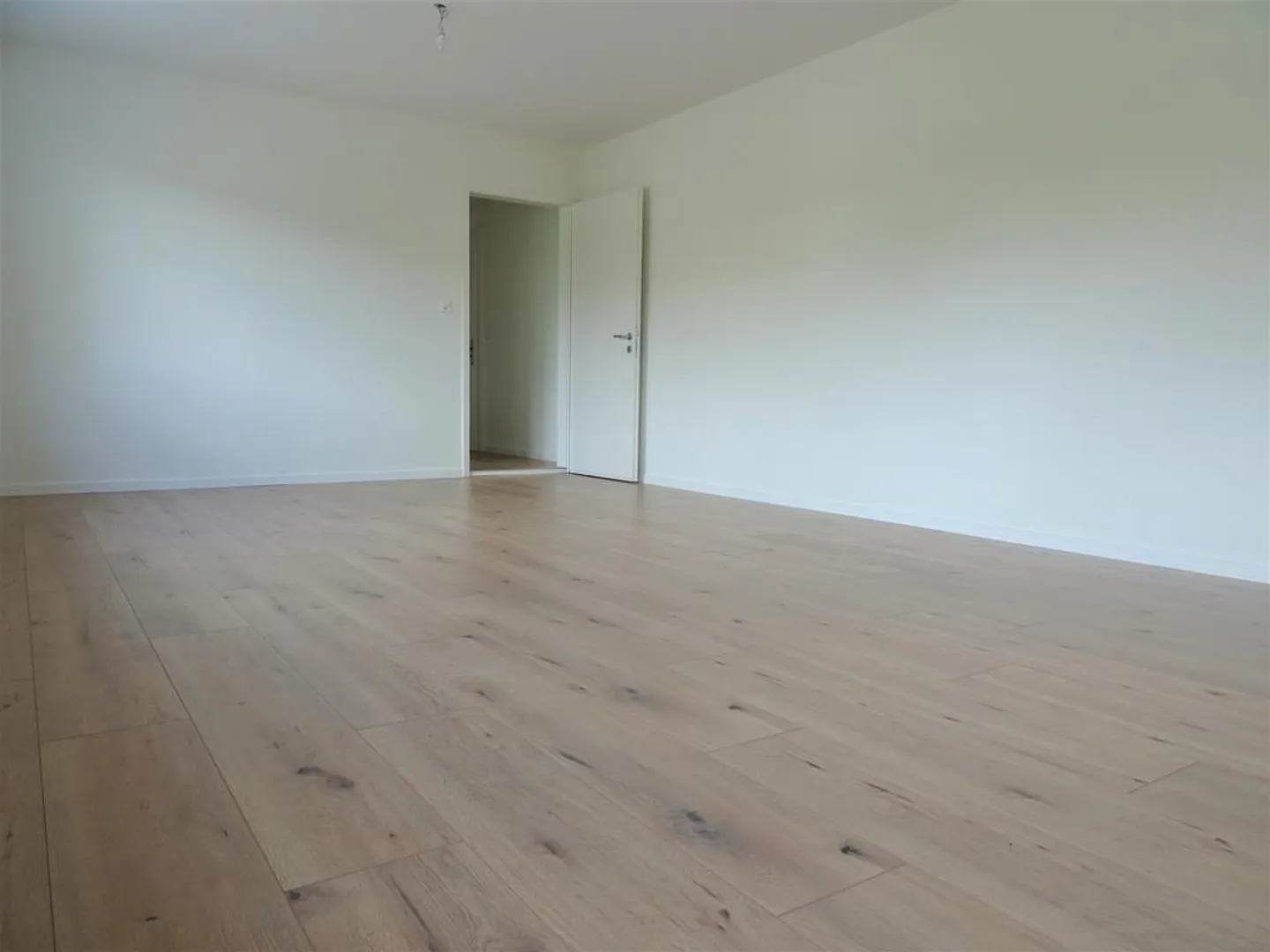 Renovierte Wohnung mit Waschmaschine - Foto 2 von 9