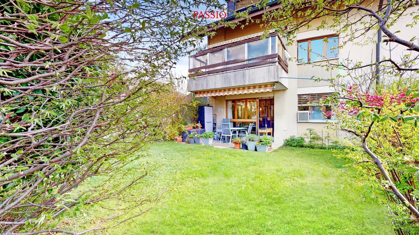 Incantevole appartamento giardino 4,5 locali in posizione tranquilla - Foto 2 di 26