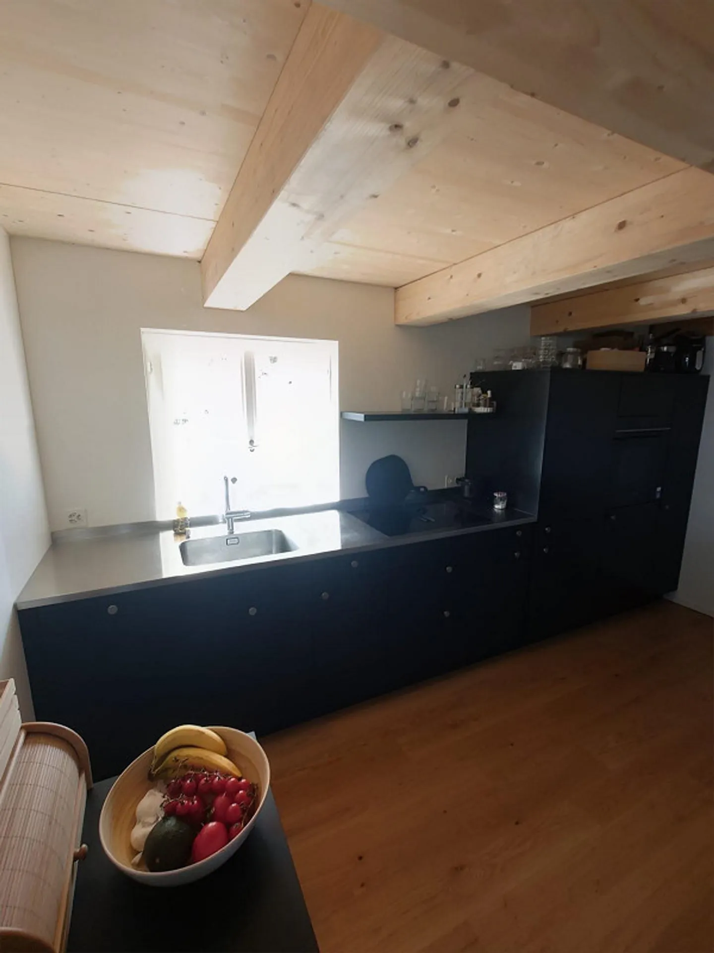 Appartamento 3 stanze 1° piano (2/2) con balcone a Oberwinterthur - Foto 6 di 10