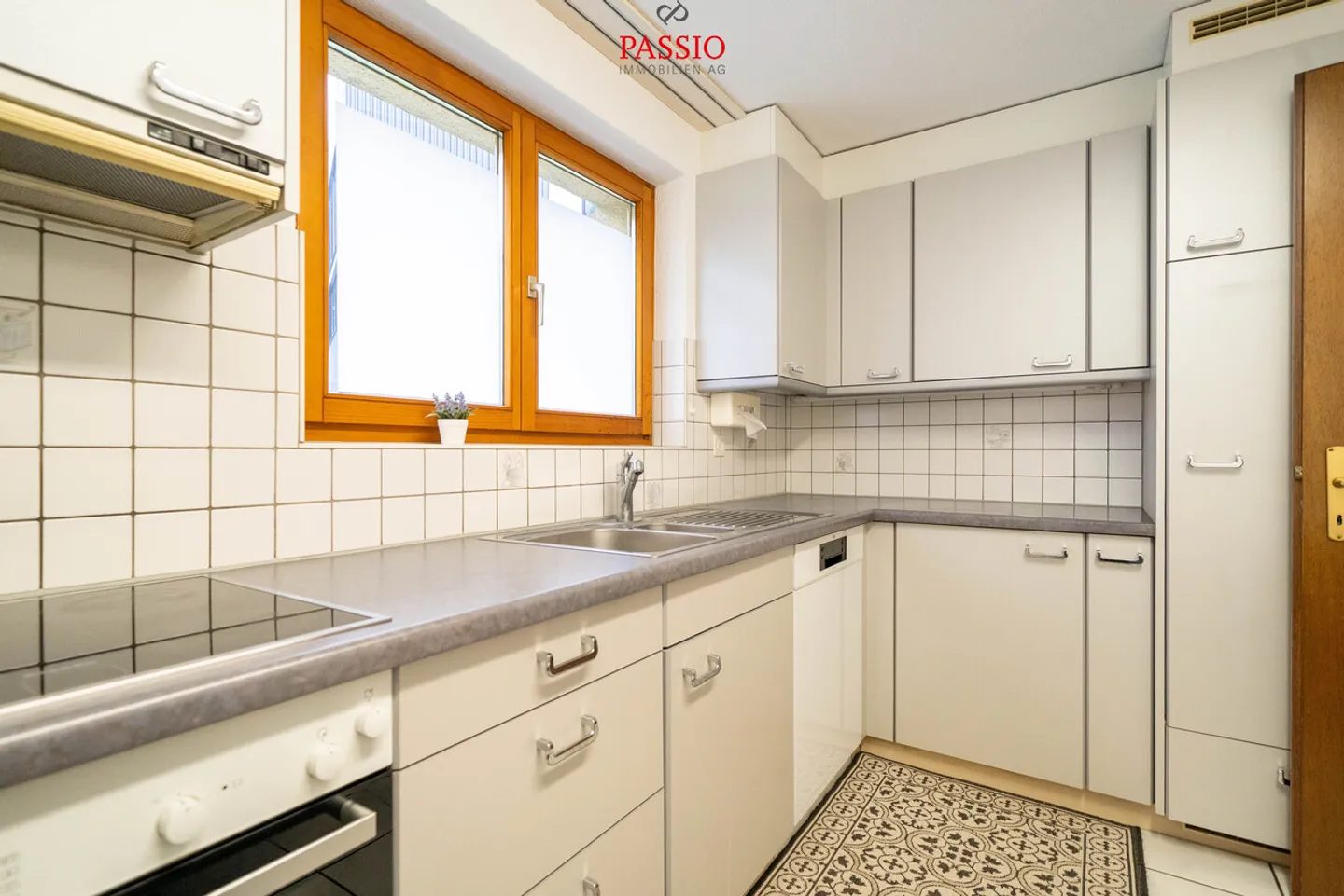 Incantevole appartamento giardino 4,5 locali in posizione tranquilla - Foto 12 di 26