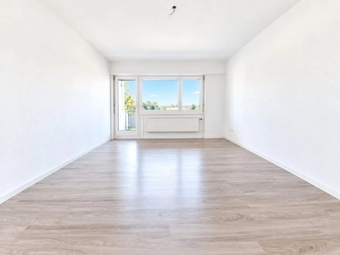 Appartement lumineux et bien entretenu avec balcon ensoleillé - Photo 3 sur 9