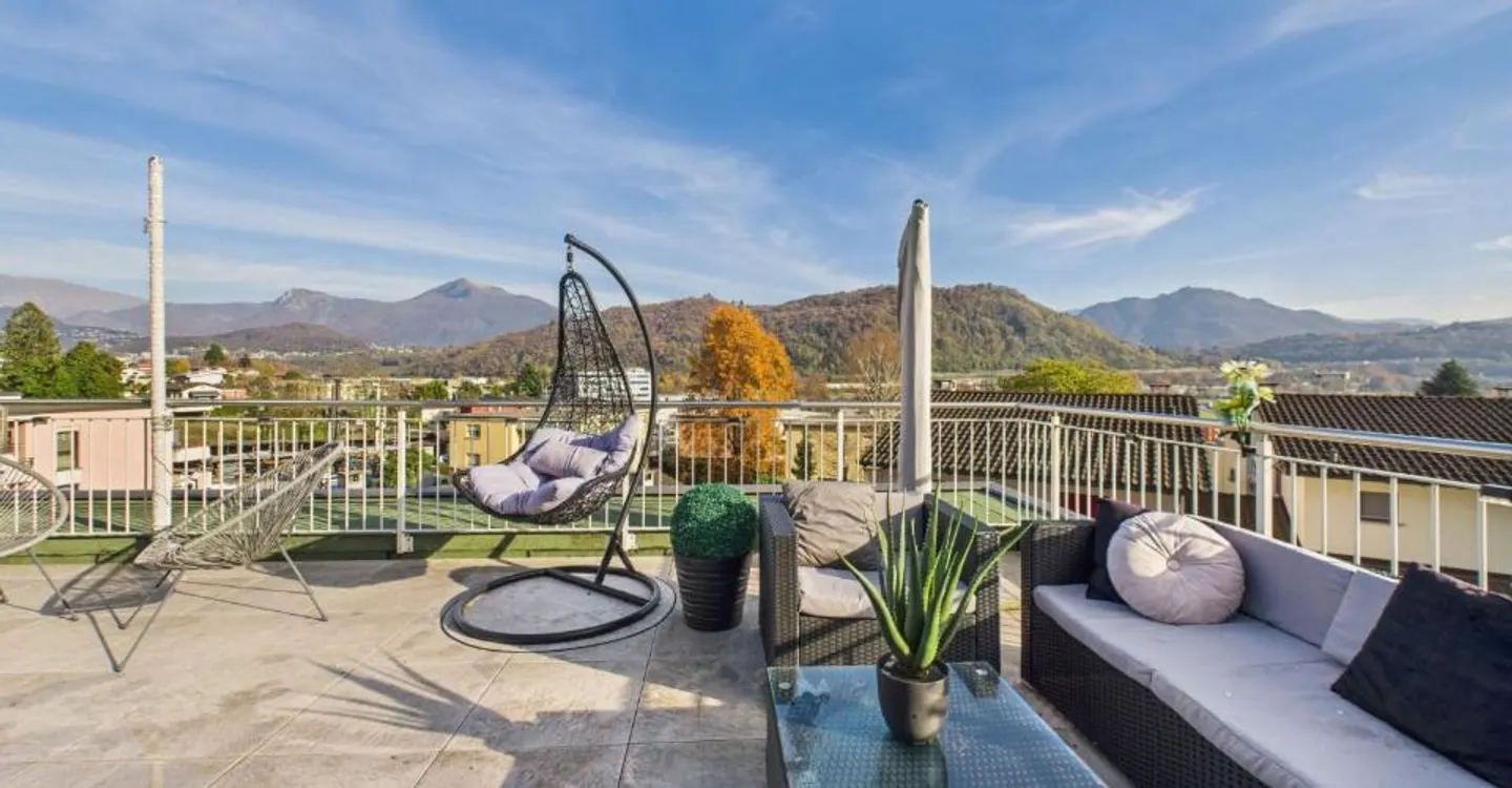 Modernes Penthouse mit 2,5 Zimmern und großem Balkon, Agno - Foto 1 von 10