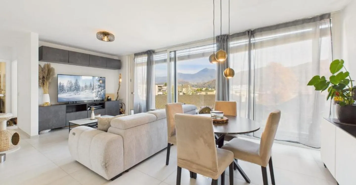 Modernes Penthouse mit 2,5 Zimmern und großem Balkon, Agno - Foto 2 von 10