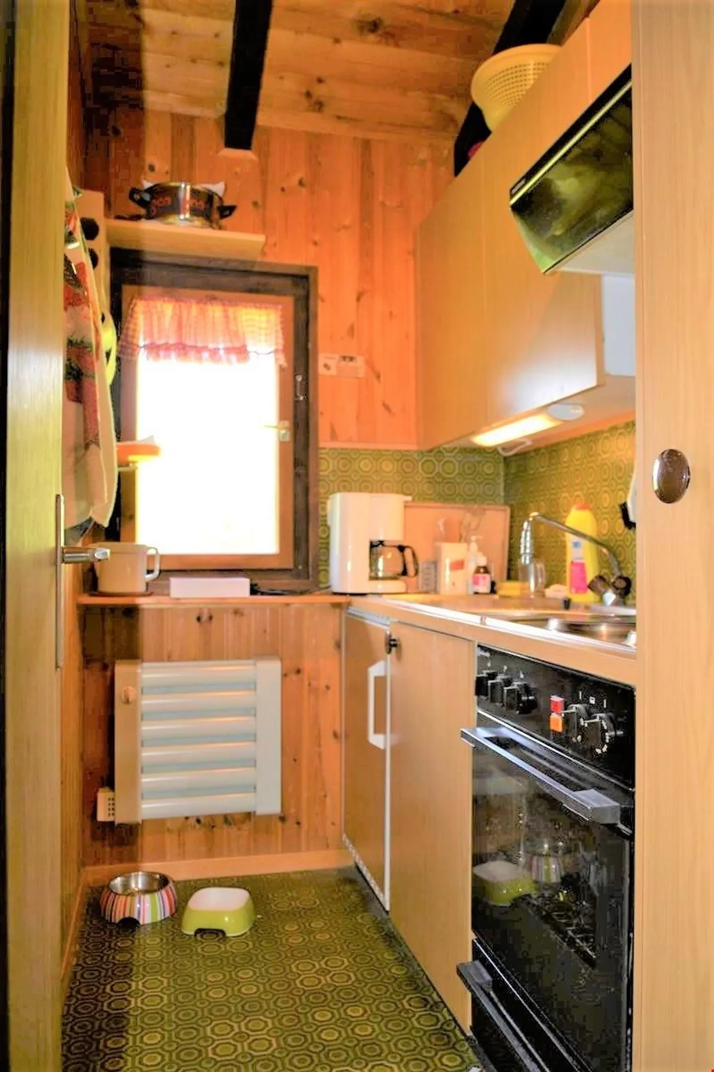 Renovation-Needed Chalet near Staldenried in Beautiful Surroundings - Photo 6 of 15