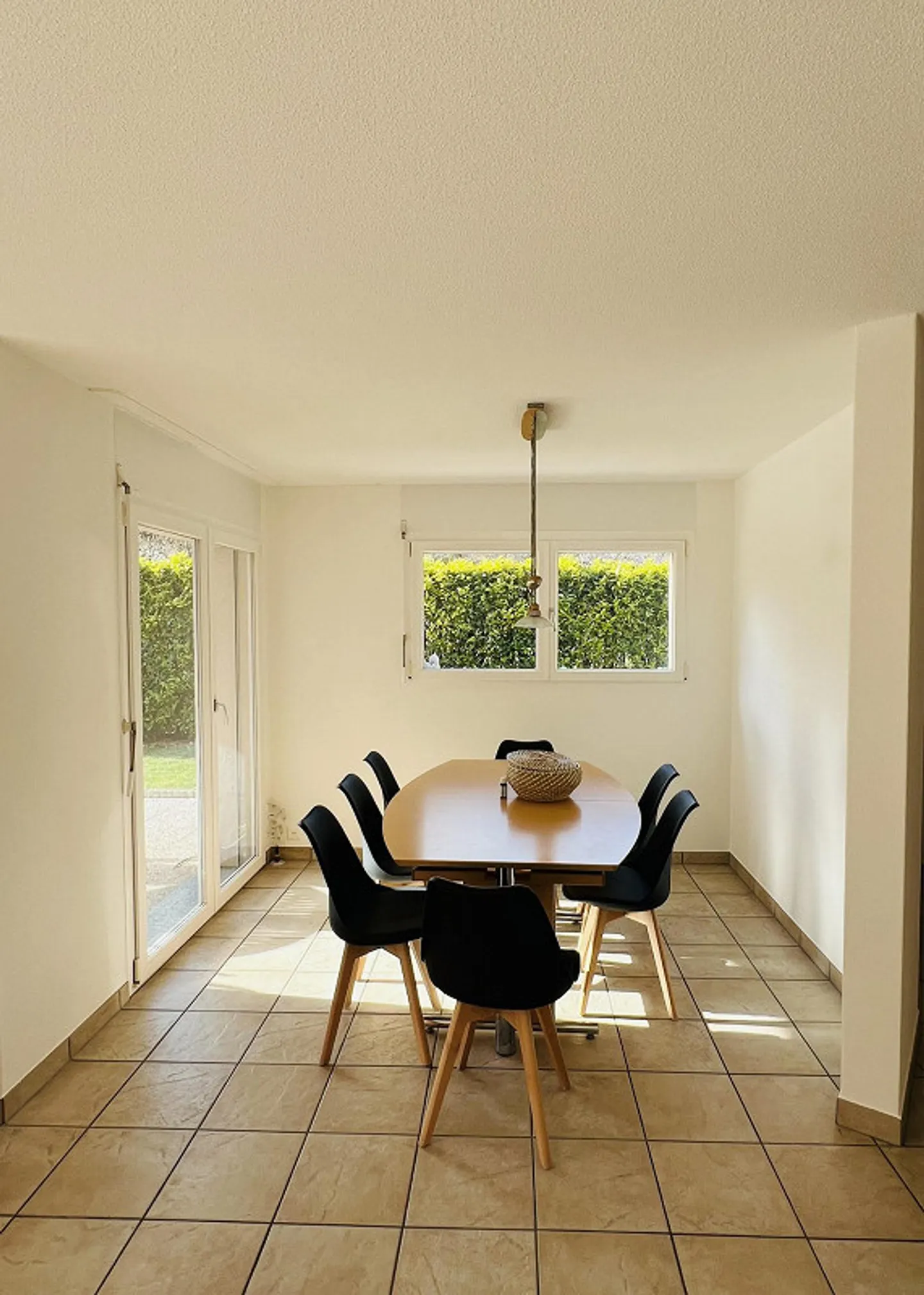 Granges - Individual Villa with 5.5 Rooms - Photo 3 of 4