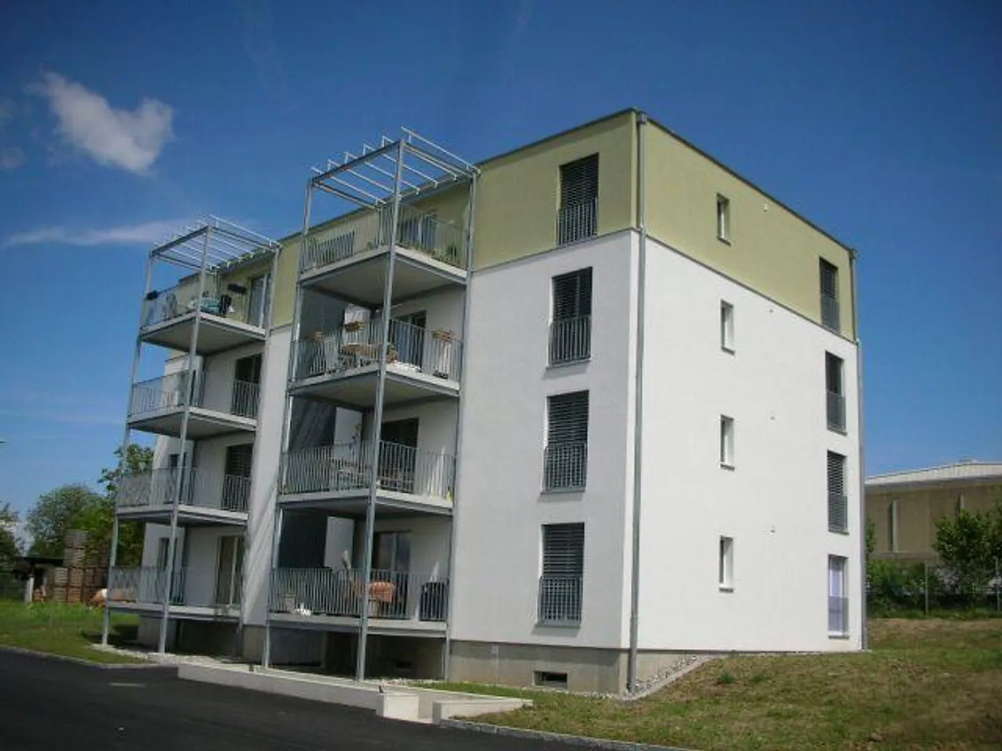 4.5 Room Apartment in Kerzers - Photo 1 of 9