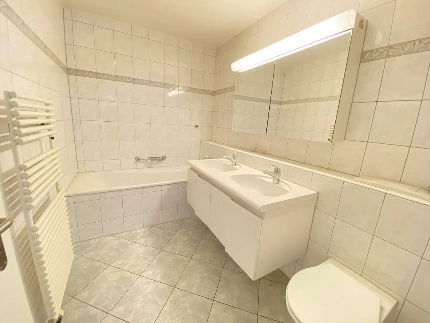 Zentrale 4.5 Zimmerwohnung - Foto 5 von 10