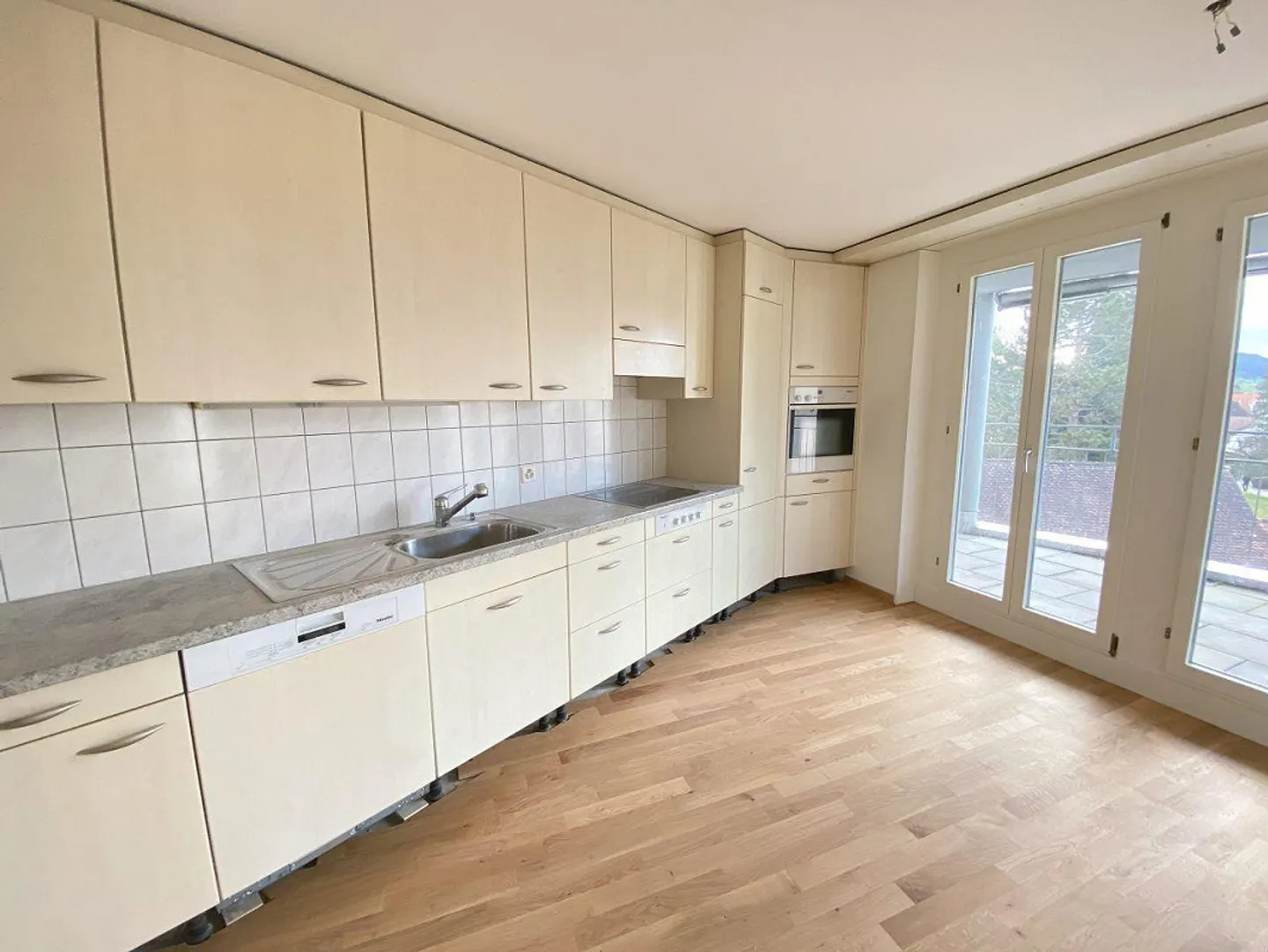 Zentrale 4.5 Zimmerwohnung - Foto 7 von 10