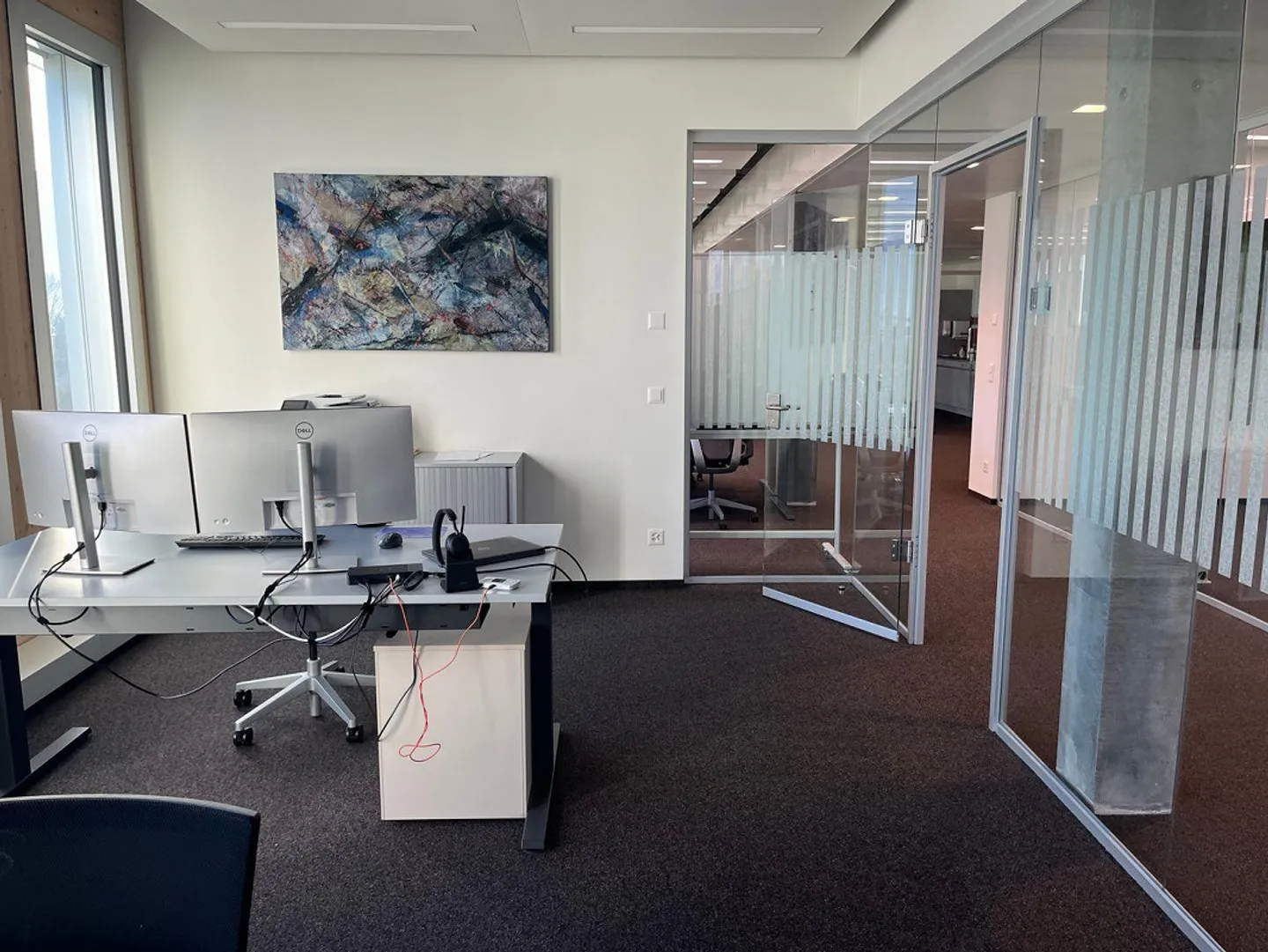 Office Premises - Photo 5 of 8