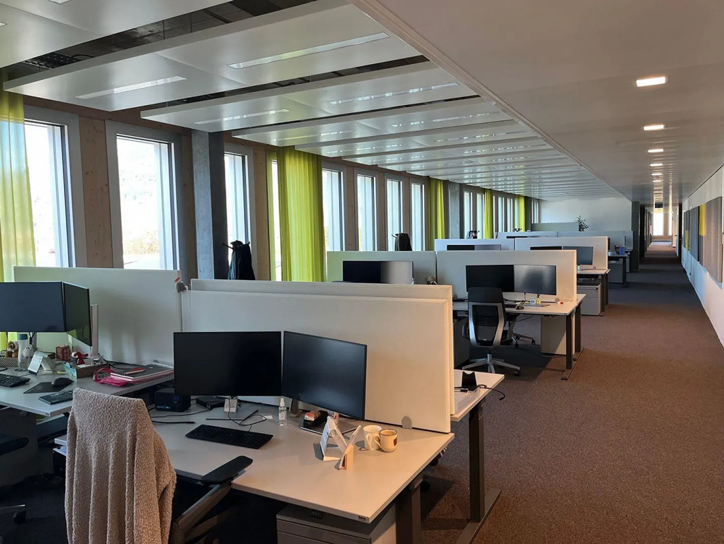 Office Premises - Photo 7 of 8