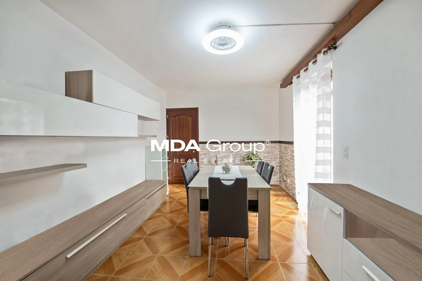 Casa unifamiliare - Chiasso - Foto 1 di 13