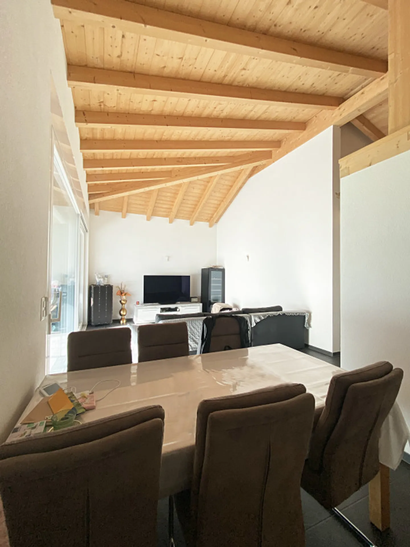 Ultimo lotto! Questo appartamento di 3,5 locali è perfetto per vivere o investire! - Foto 5 di 13
