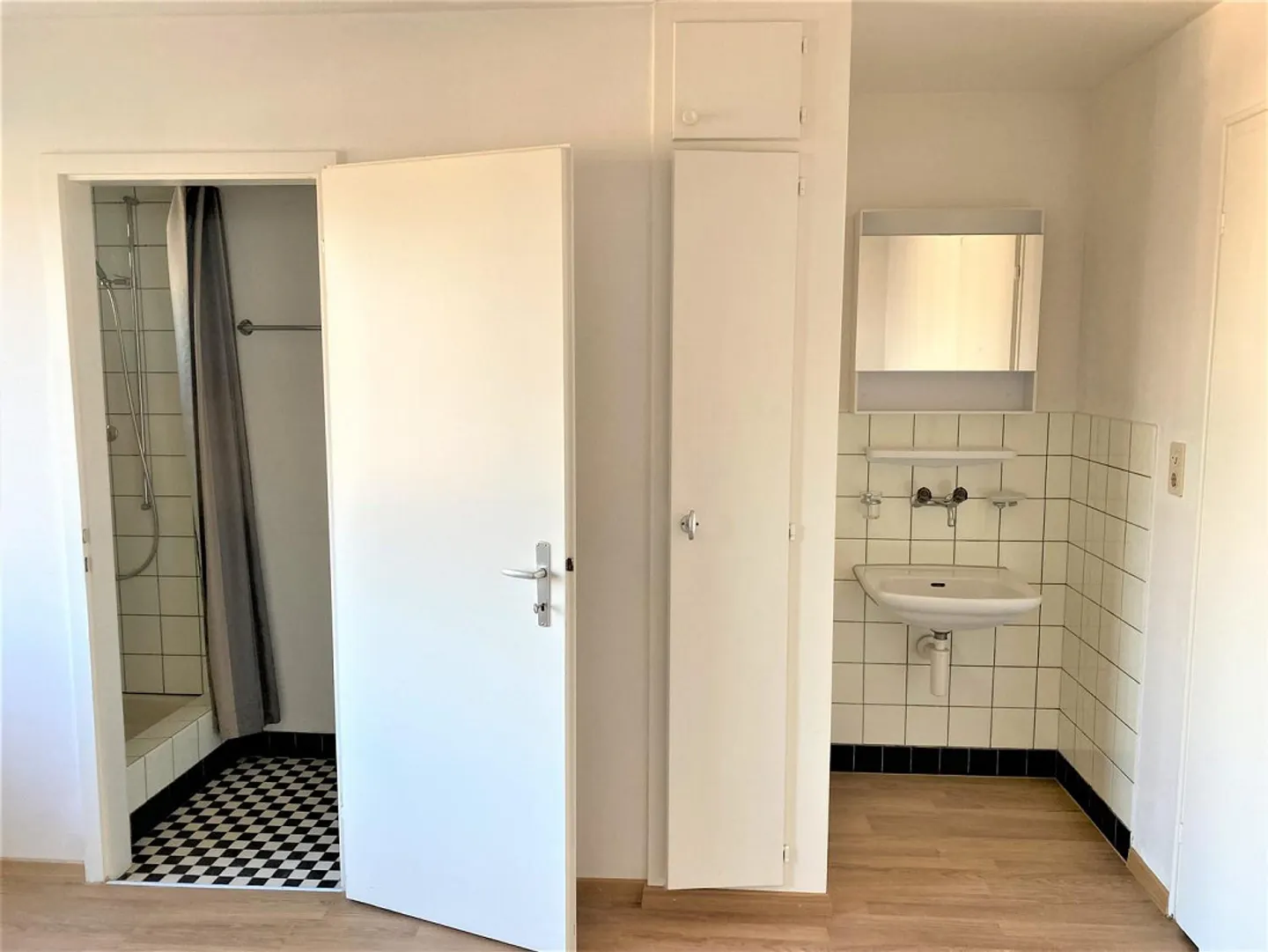 Compact and affordable apartment in the heart of Amriswil - Photo 3 of 7