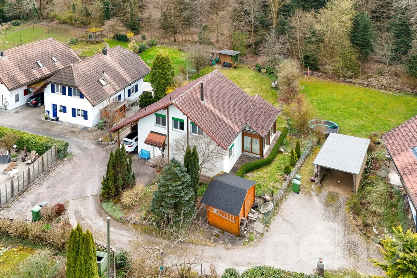 Casa familiare luminosa con giardino e accesso diretto alla foresta - Foto 2 di 12
