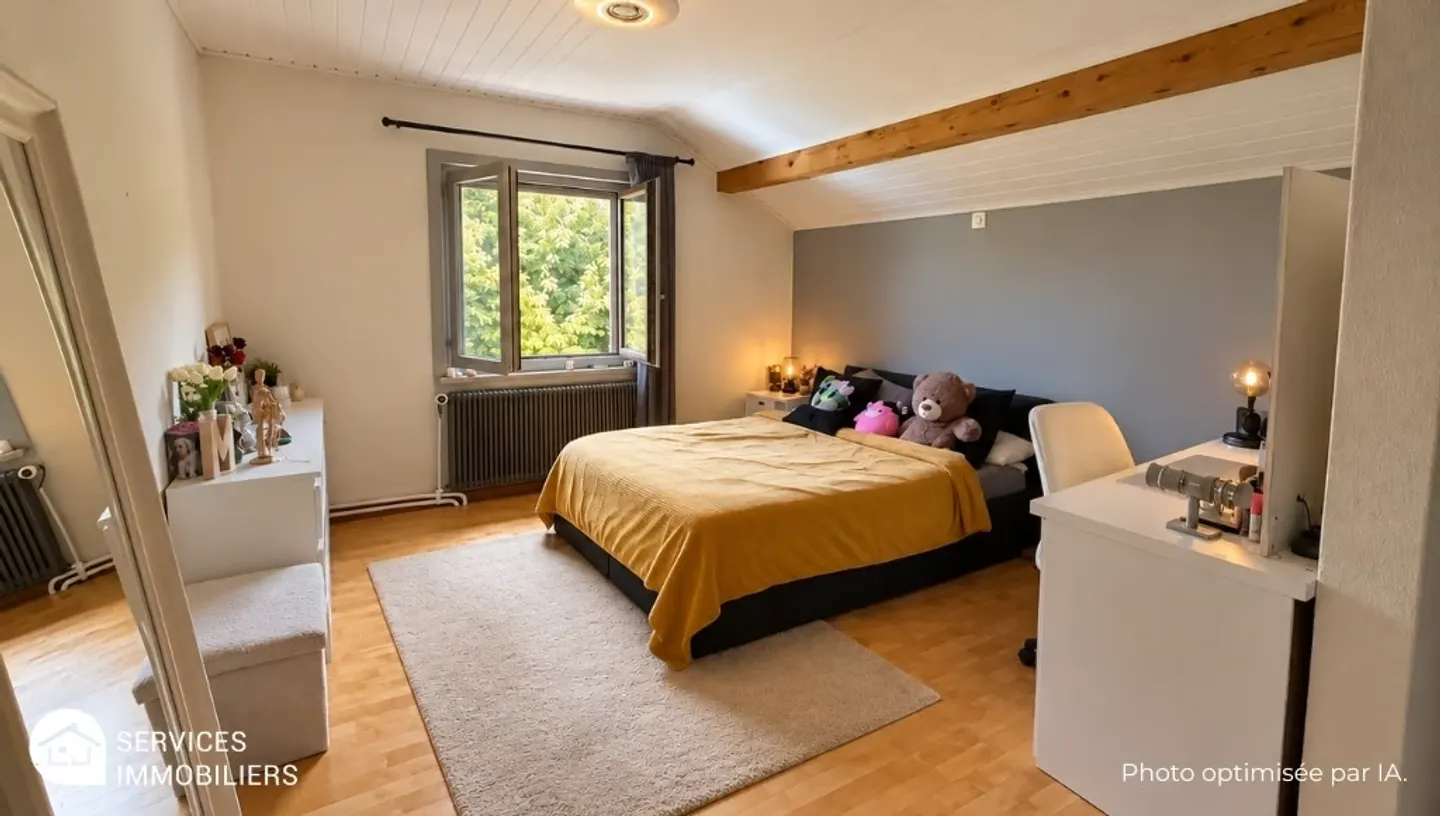 Family house with 6 bedrooms and garden in the heart of Grand Chasseral - Photo 7 of 13