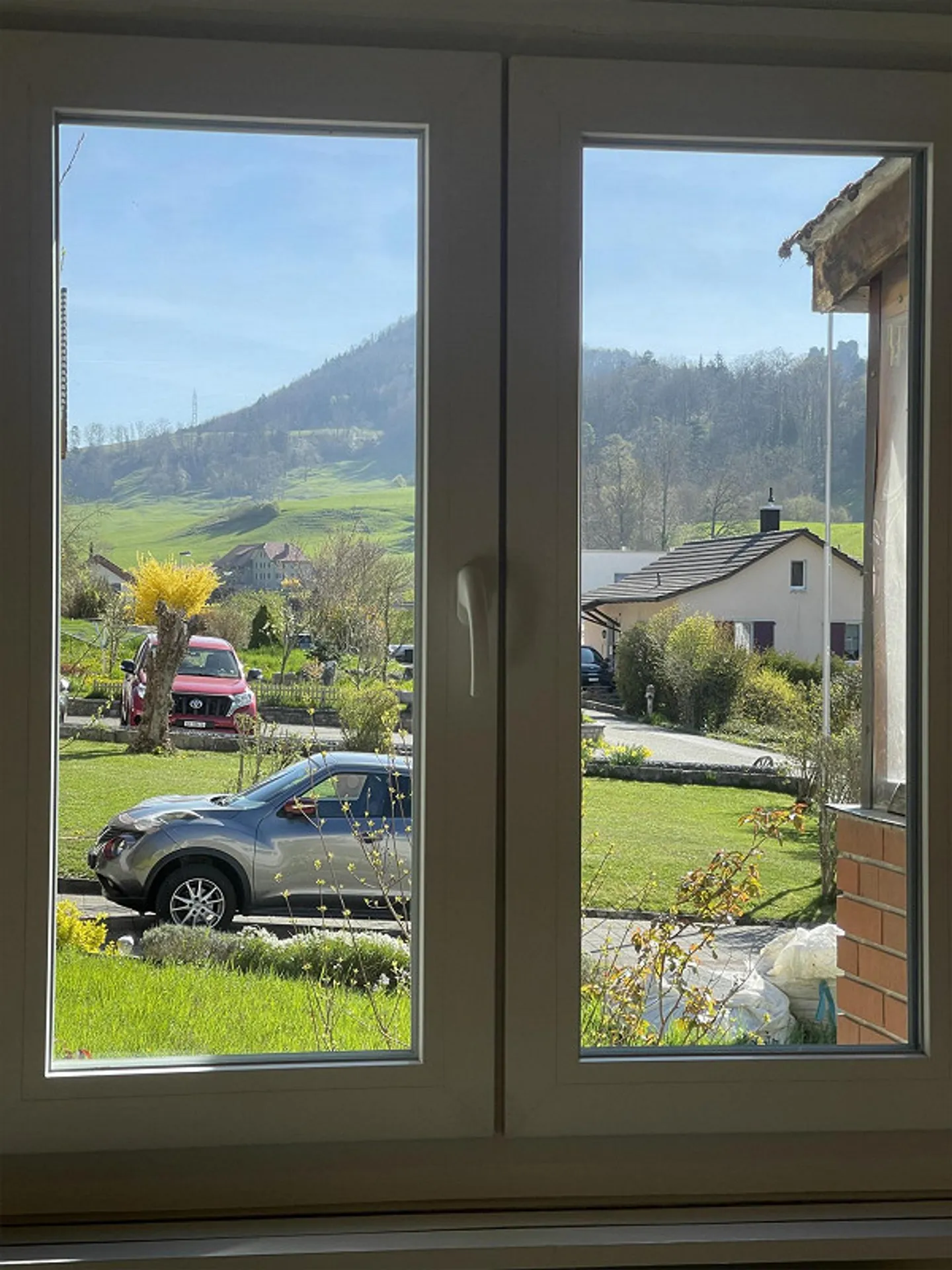 Un appartement lumineux et calme de 64m² au centre du village. - Photo 12 sur 16