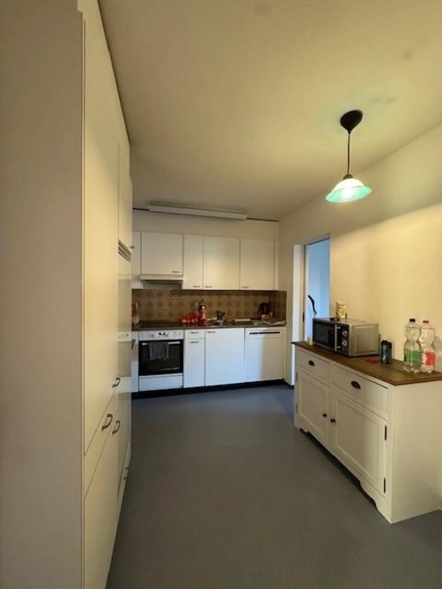 Appartement 4.5 pièces à louer dans un emplacement central à Wichtrach - Photo 2 sur 9