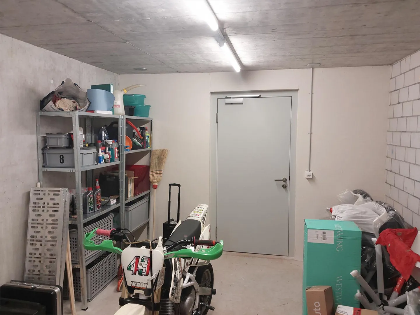 Hobby room for rent in Oberbüren! - Photo 1 of 2