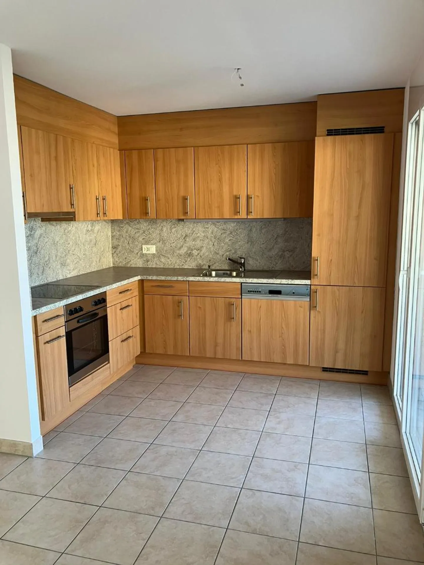 Wohnung - Foto 3 von 10