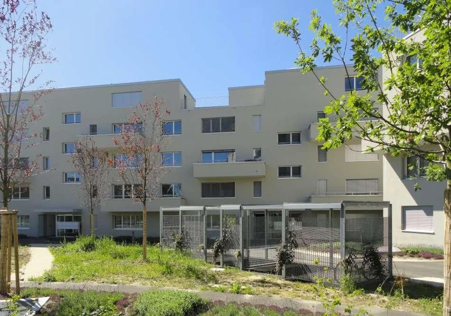 Beautiful 3.5 Room Apartment Seeks New Tenant from March 16, 2026 - Photo 1 of 7