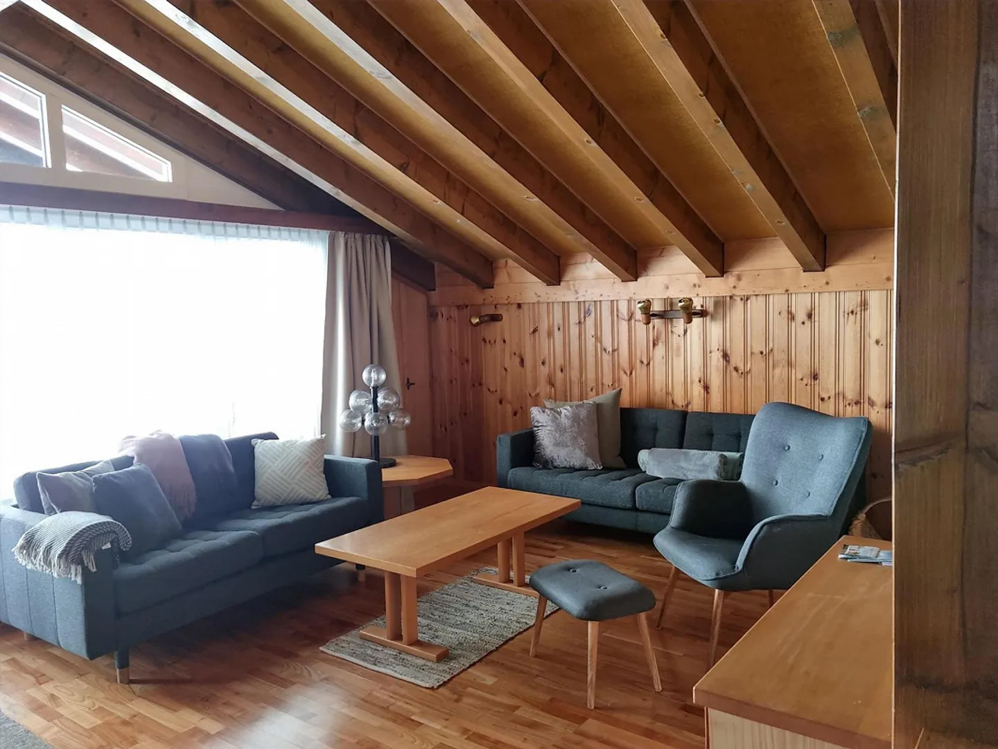 Maison rustique avec vue sur le Cervin - Photo 2 sur 6