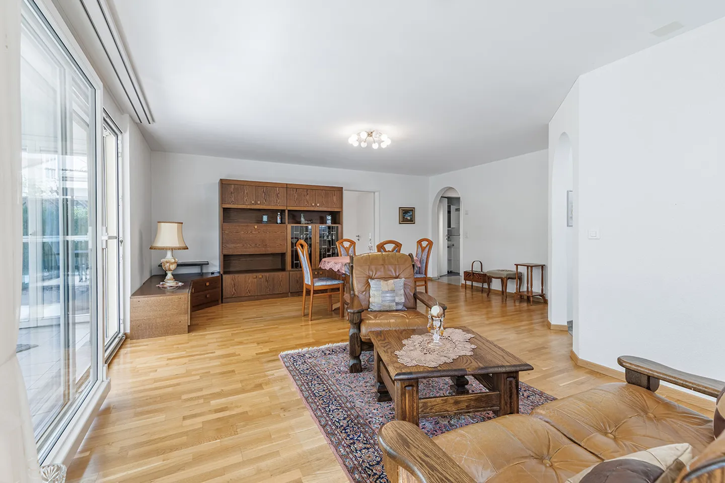 Family-friendly home with sunny garden seating area - Photo 1 of 9