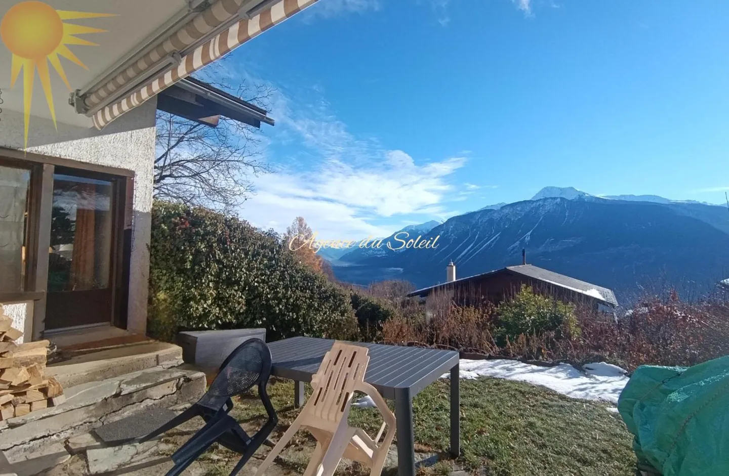 Splendida casa esposta a sud composta da 2 appartamenti separati a 5' in auto da Crans-Montana (Mollens)! - Foto 10 di 13