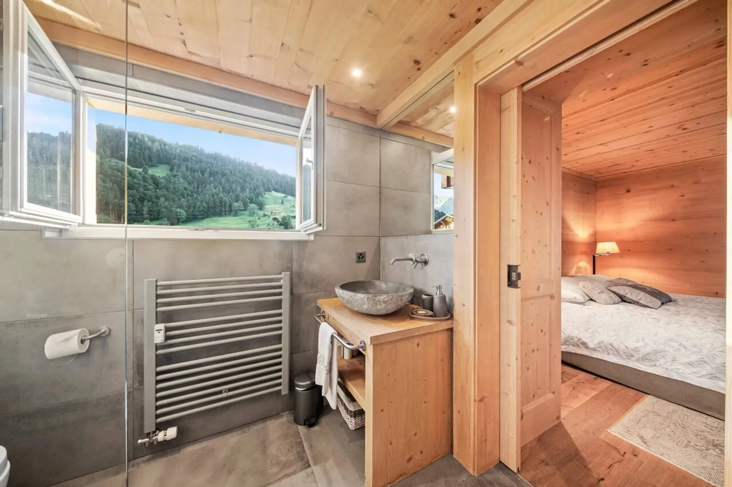 Apartment in the center of Gstaad - Photo 7 of 10