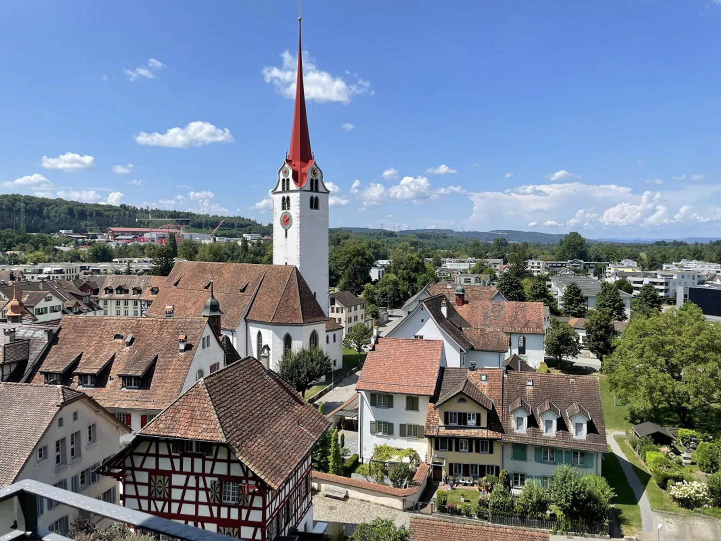 Apartment in the beautiful old town - Photo 1 of 9