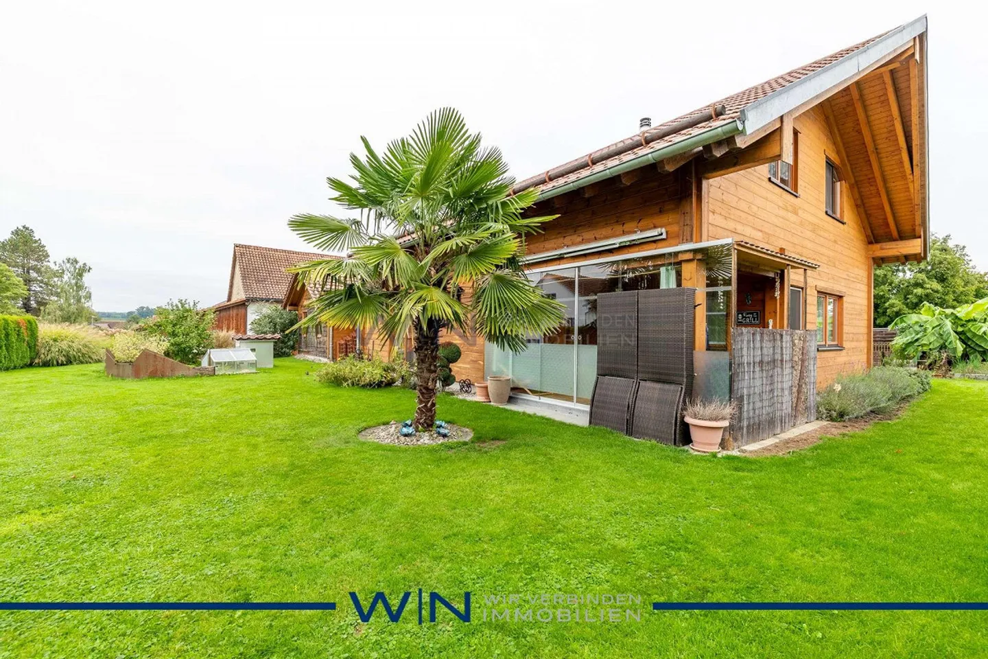 Charmantes Familienhaus mit Garten - Foto 6 von 11