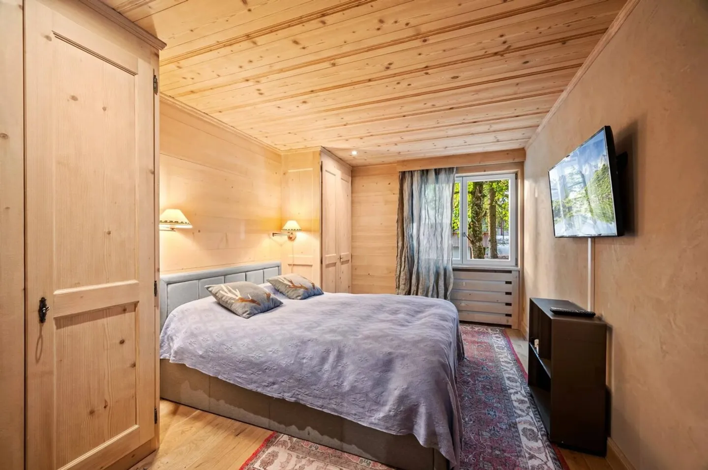 Apartment in the center of Gstaad - Photo 8 of 10