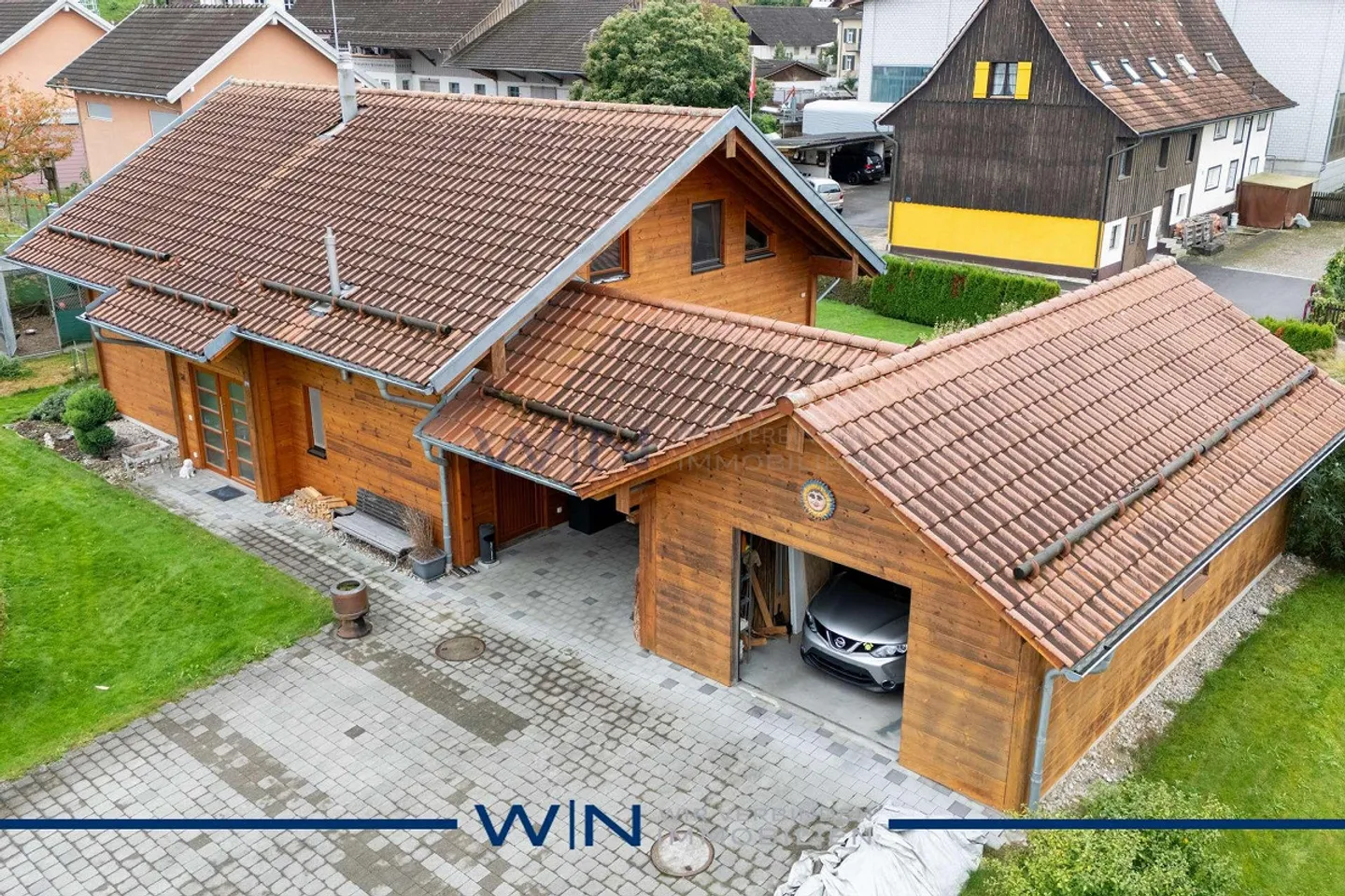 Charmantes Familienhaus mit Garten - Foto 8 von 11