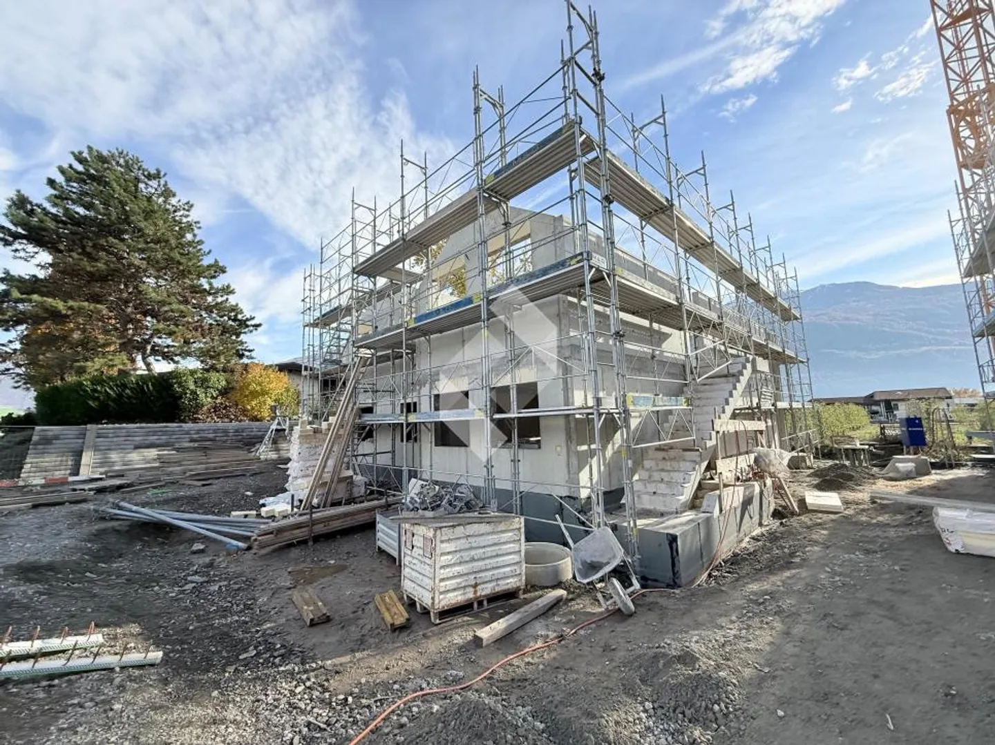 Outstanding Maisonette in Residential Area - Photo 1 of 13